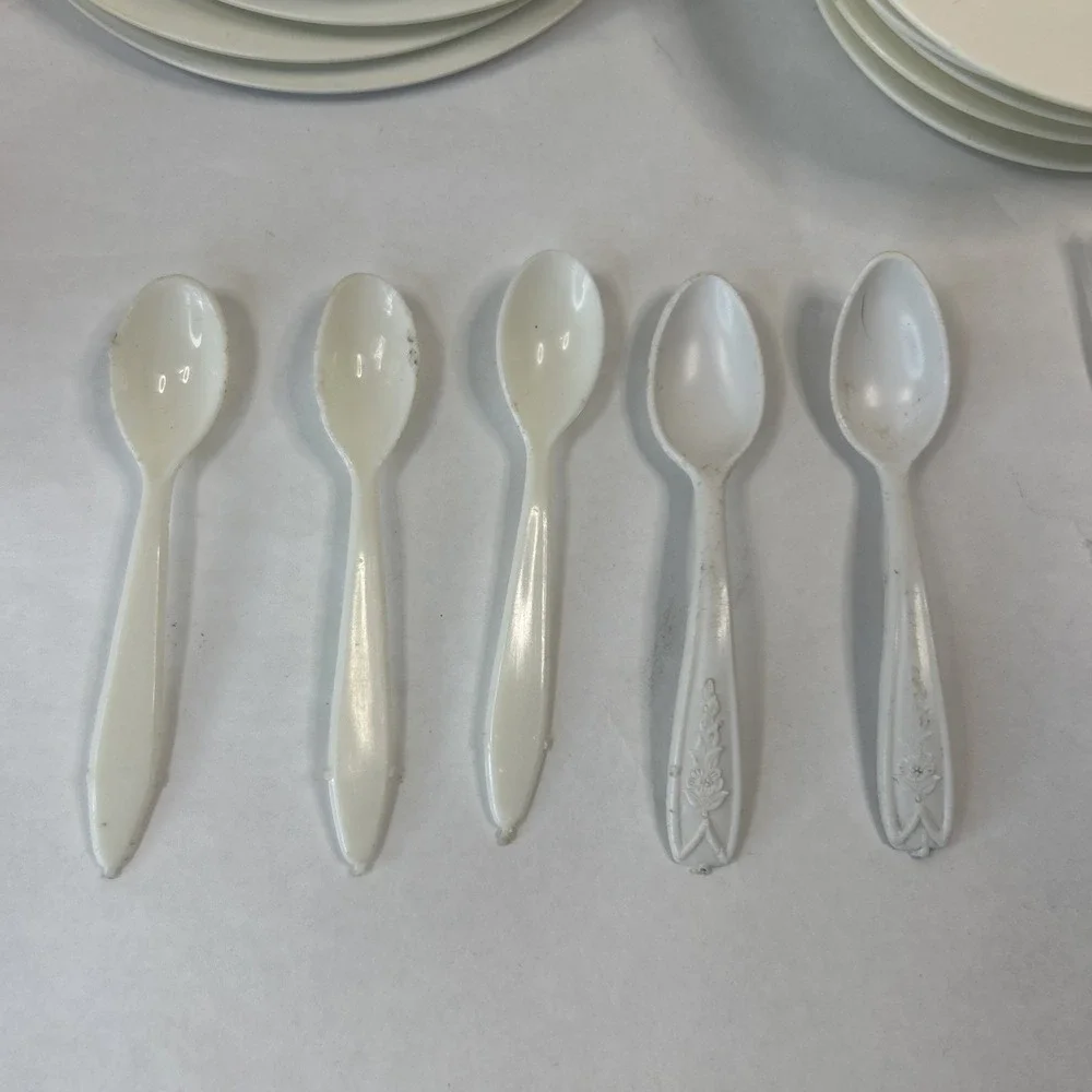Vintage Chilton Toy Dishes Lot Plastic Aluminum Specialty Kitchen Playset‎ Read